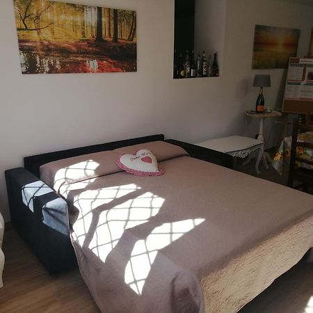 La Casa Del Borgo-Intero Appartamento Latina Dış mekan fotoğraf